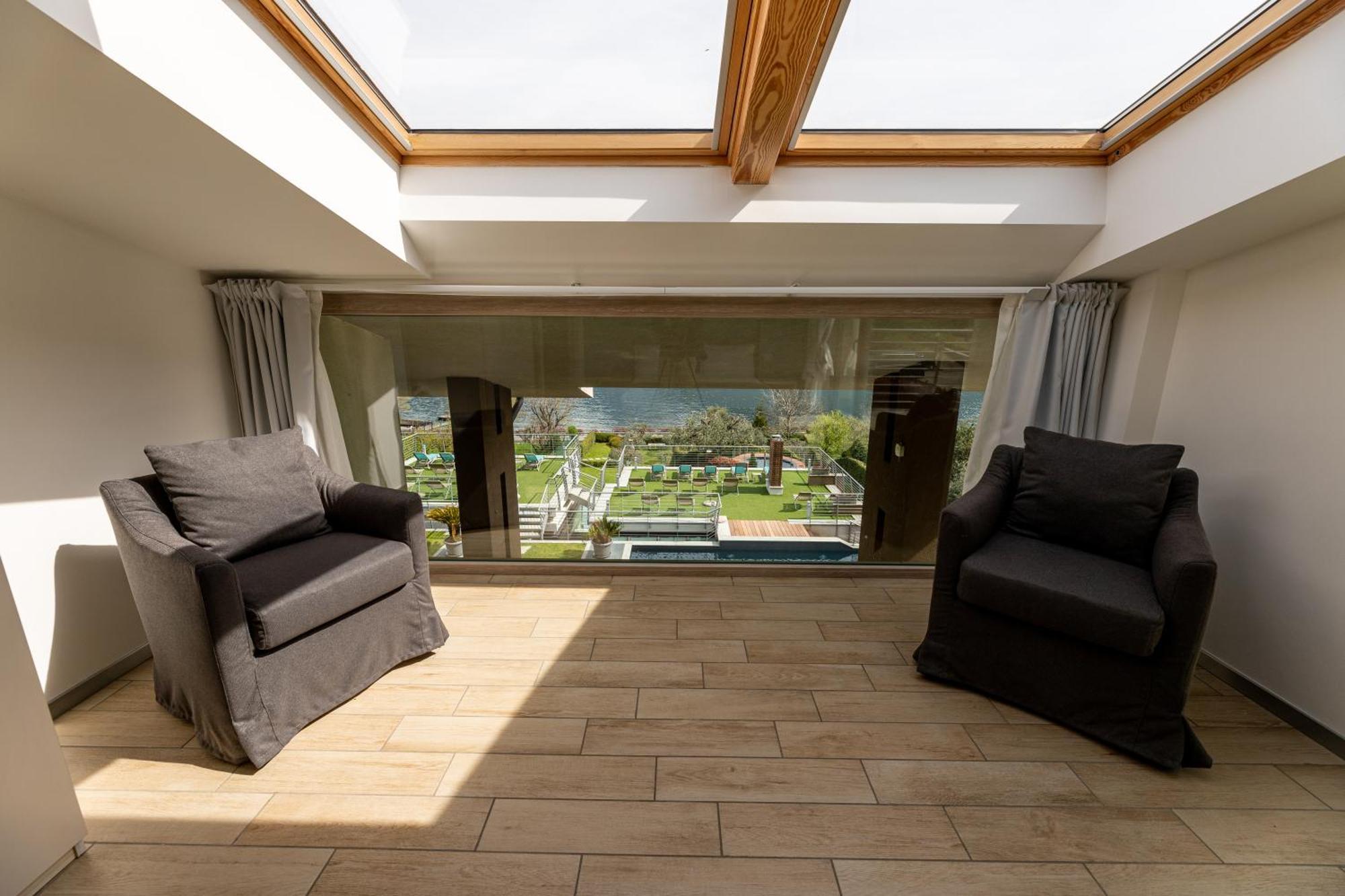 Bellagio Village- 4 Apartments By The Lake - Seasonal Warm Pool And Sauna Oliveto Lario 외부 사진