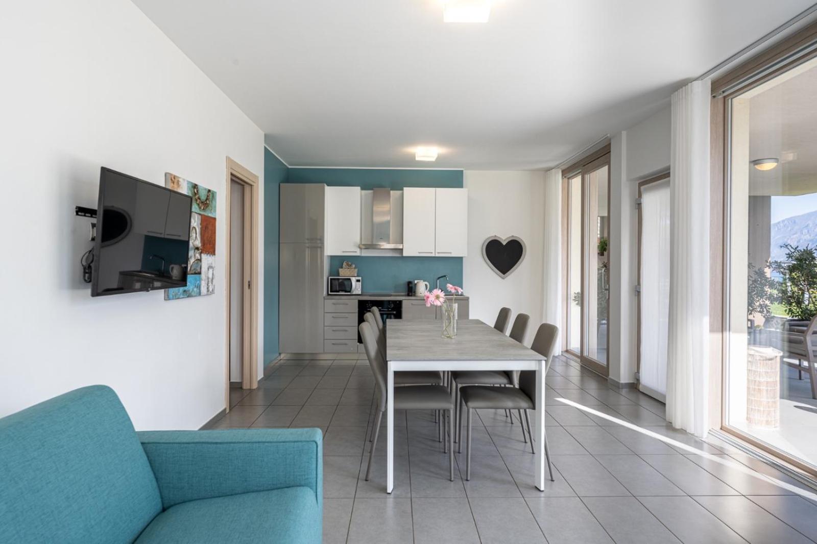 Bellagio Village- 4 Apartments By The Lake - Seasonal Warm Pool And Sauna Oliveto Lario 객실 사진